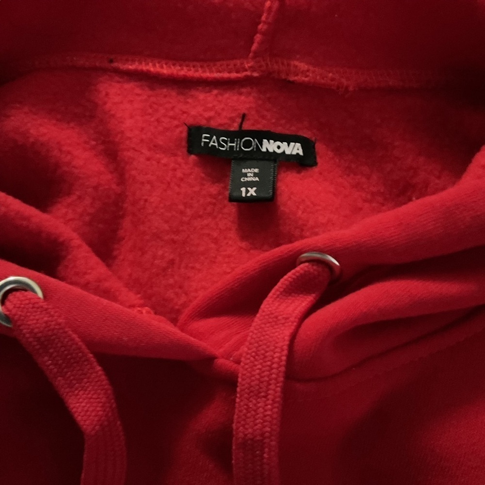 Fashion Nova Women Red Sweatshirt Pullover Hoodie Long Sleeves Size 1X‎ - Picture 6 of 8